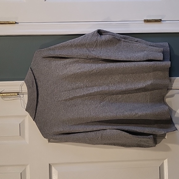 Sweater - Picture 3 of 3